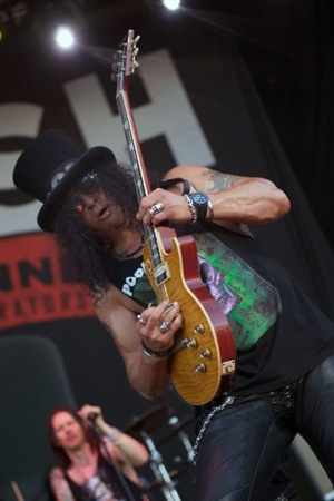 Slash at LOUDER THAN LIFE 2015