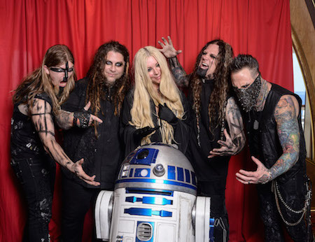In This Moment pose with R2-D2 on ShipRocked 2018